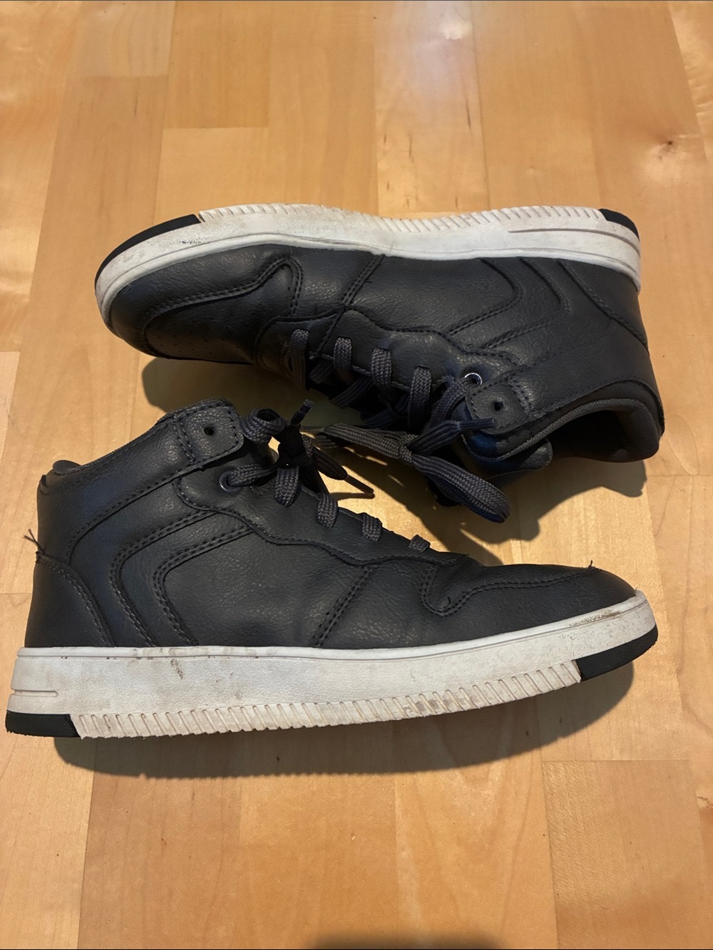 Youth target brand High-Top Casual Sneaker in Dark gray - lightly used